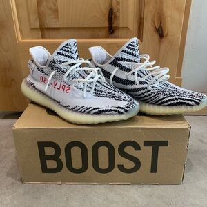 Men’s Yeezy Boost 350